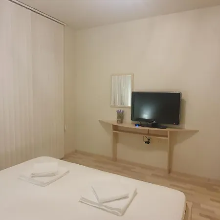 Апартамент Central Beach Ravda Apartments *