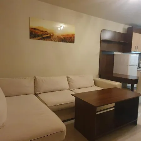 Апартамент Central Beach Ravda Apartments Равда