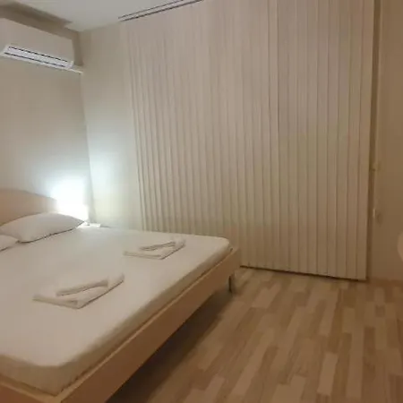 Central Beach Ravda Apartments Appartamento