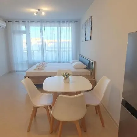 Appartamento Central Beach Ravda Apartments Ravda
