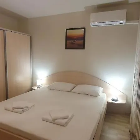 Appartamento Central Beach Ravda Apartments *