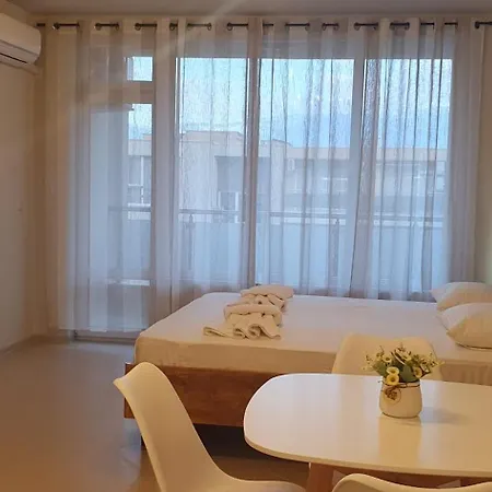 Central Beach Ravda Apartments Appartamento Ravda