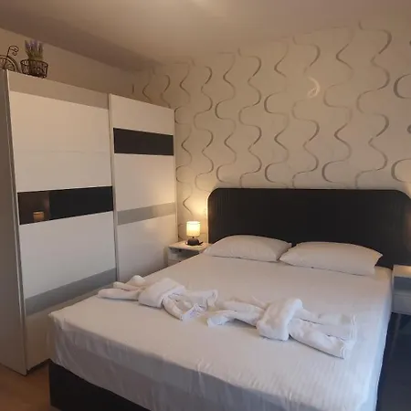 Central Beach Ravda Apartments Appartamento Ravda