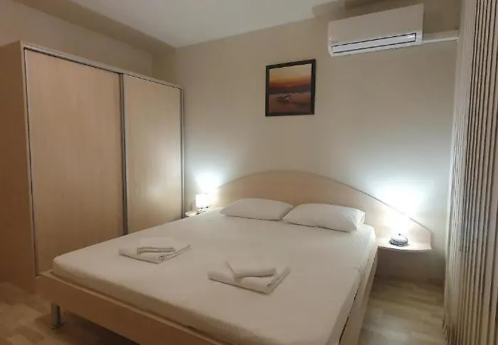 Central Beach Ravda Apartments Appartamento Ravda