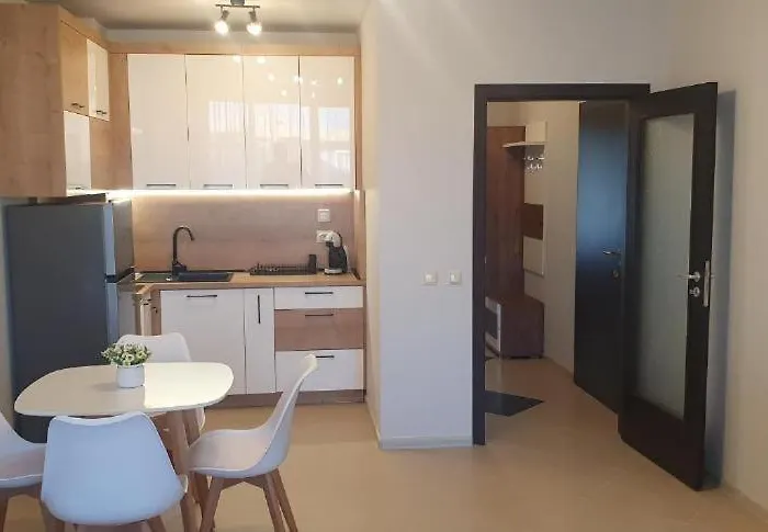 Appartamento Central Beach Ravda Apartments