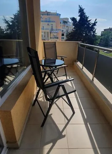 Apartmán Central Beach Ravda Apartments *