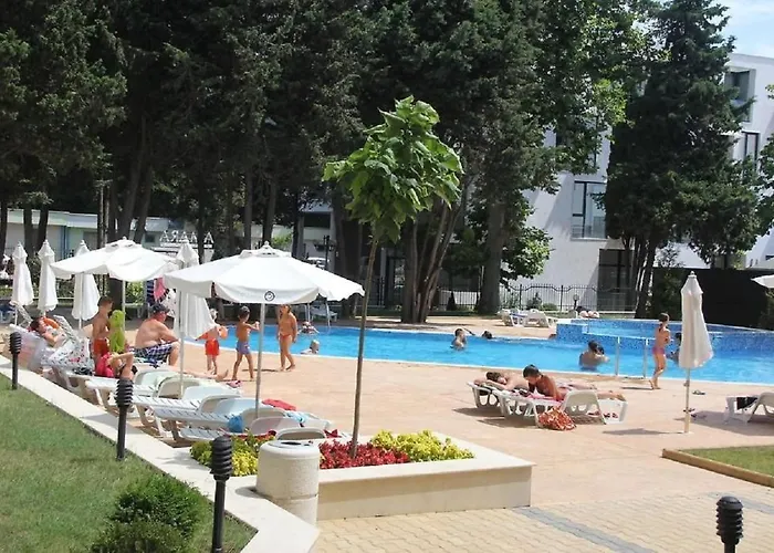 Appartamento Central Beach Ravda Apartments *